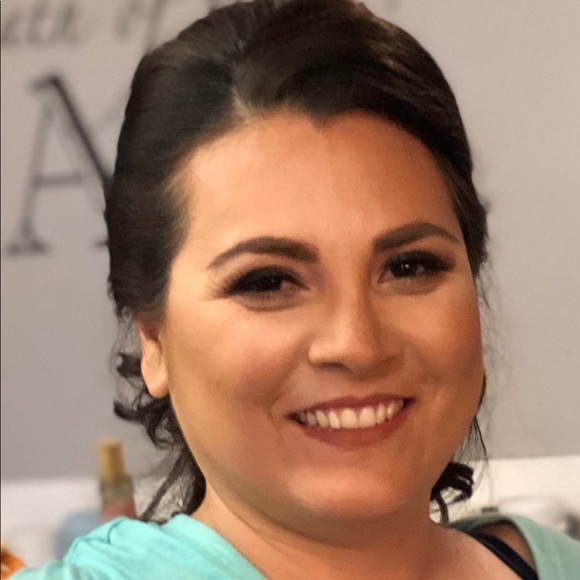 Meet your Posher, Rita - Picture 1 of 1